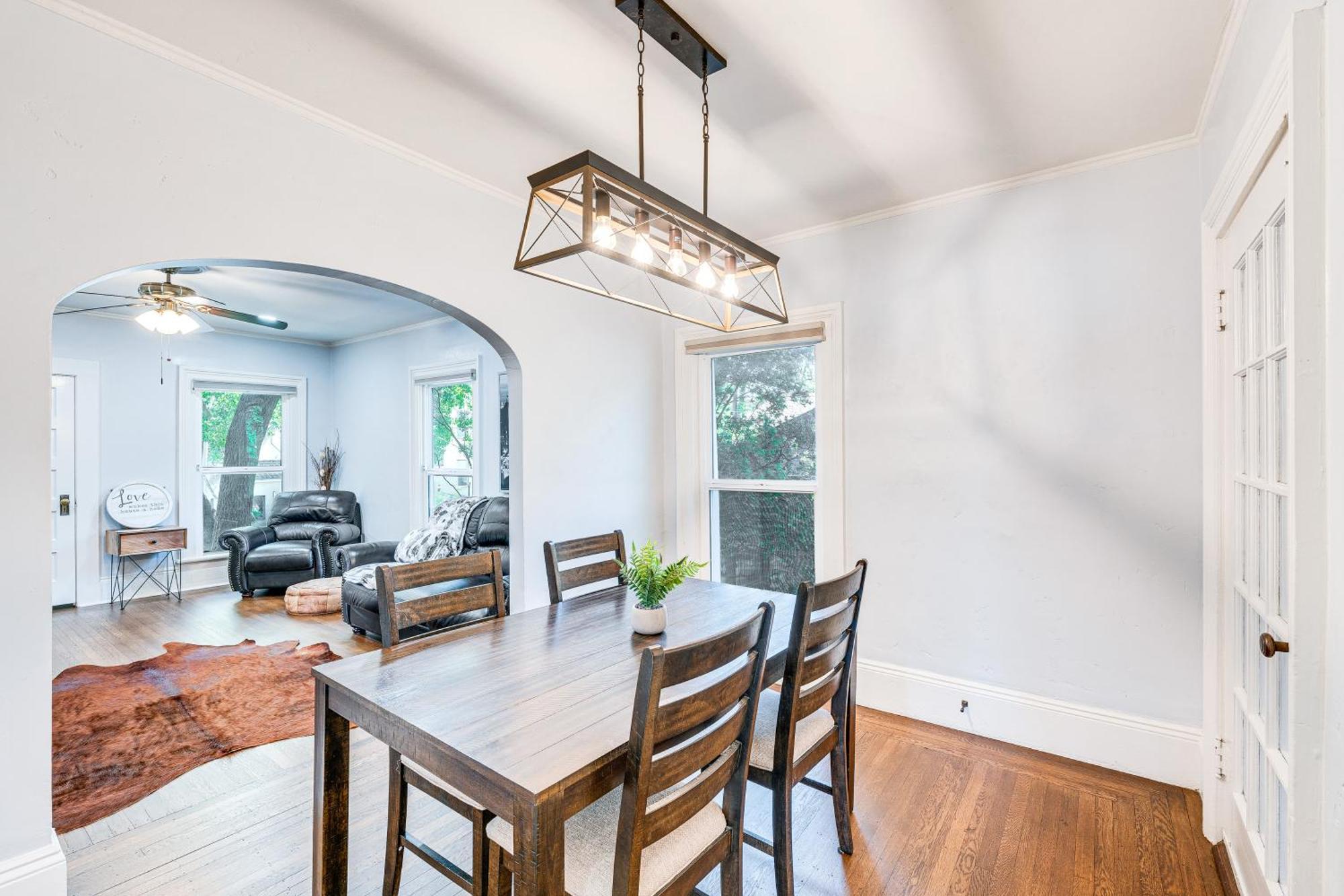 Bright Woodland Apartment Walk To Main Street Extérieur photo