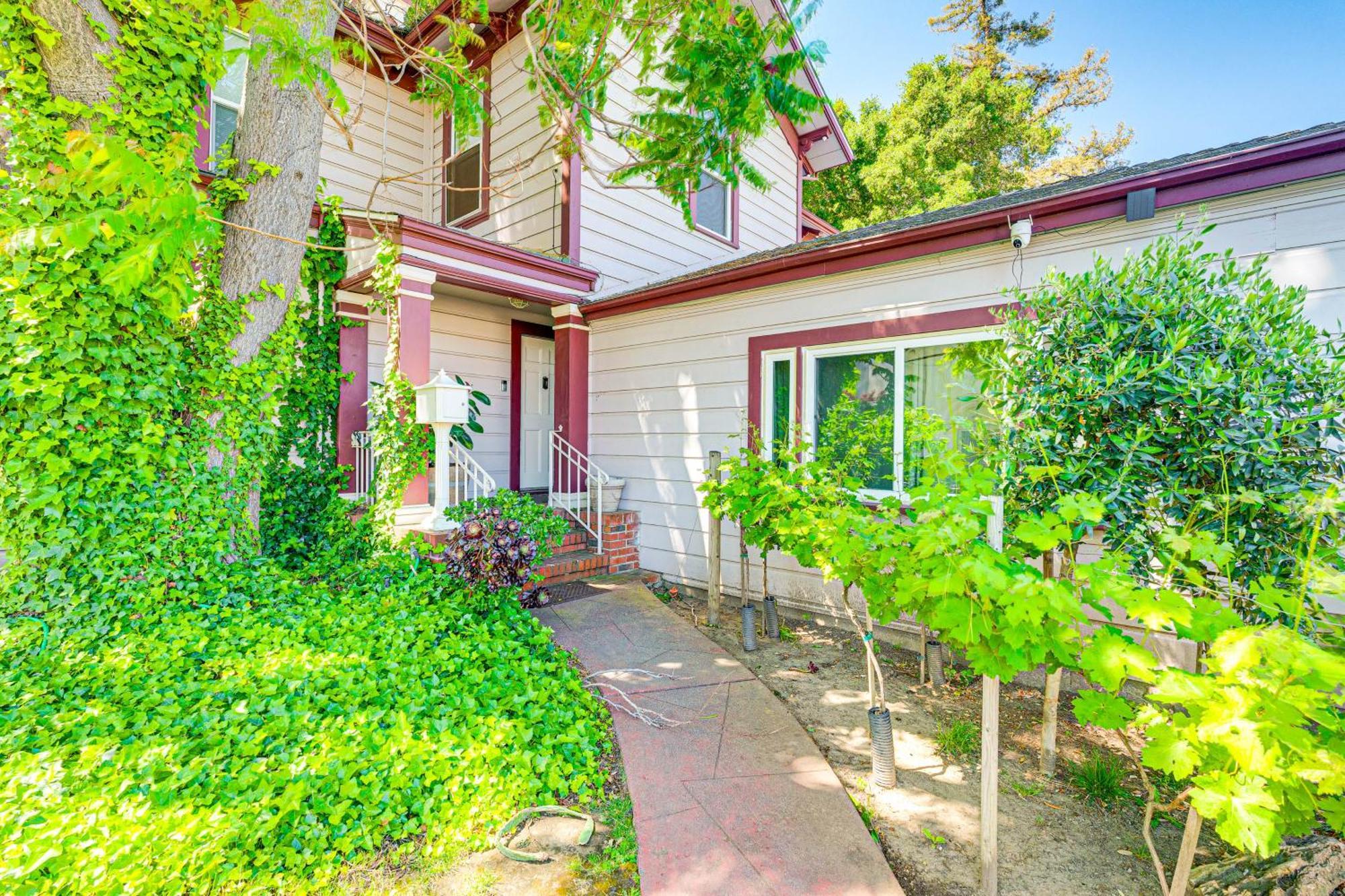 Bright Woodland Apartment Walk To Main Street Extérieur photo